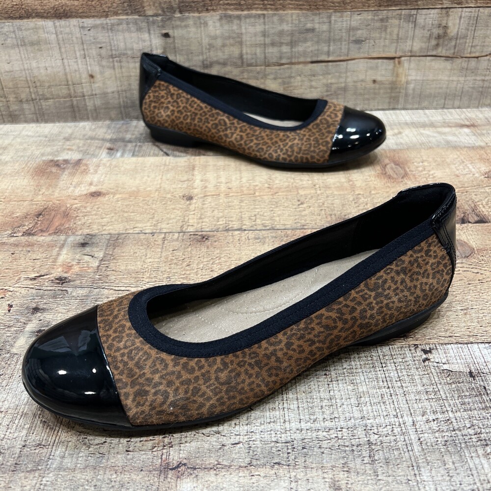 Clark’s Collection Womens Cheetah Print Patent Leather Black Slip Ons Size 8.5